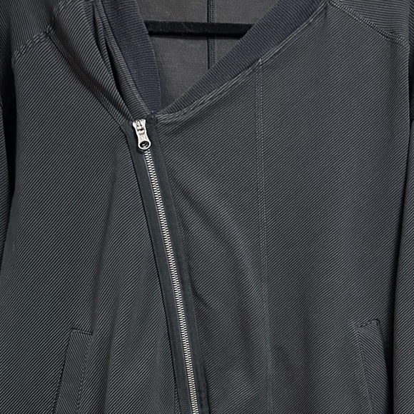 Lululemon Mula Bundle Wrap - Picture 6 of 14